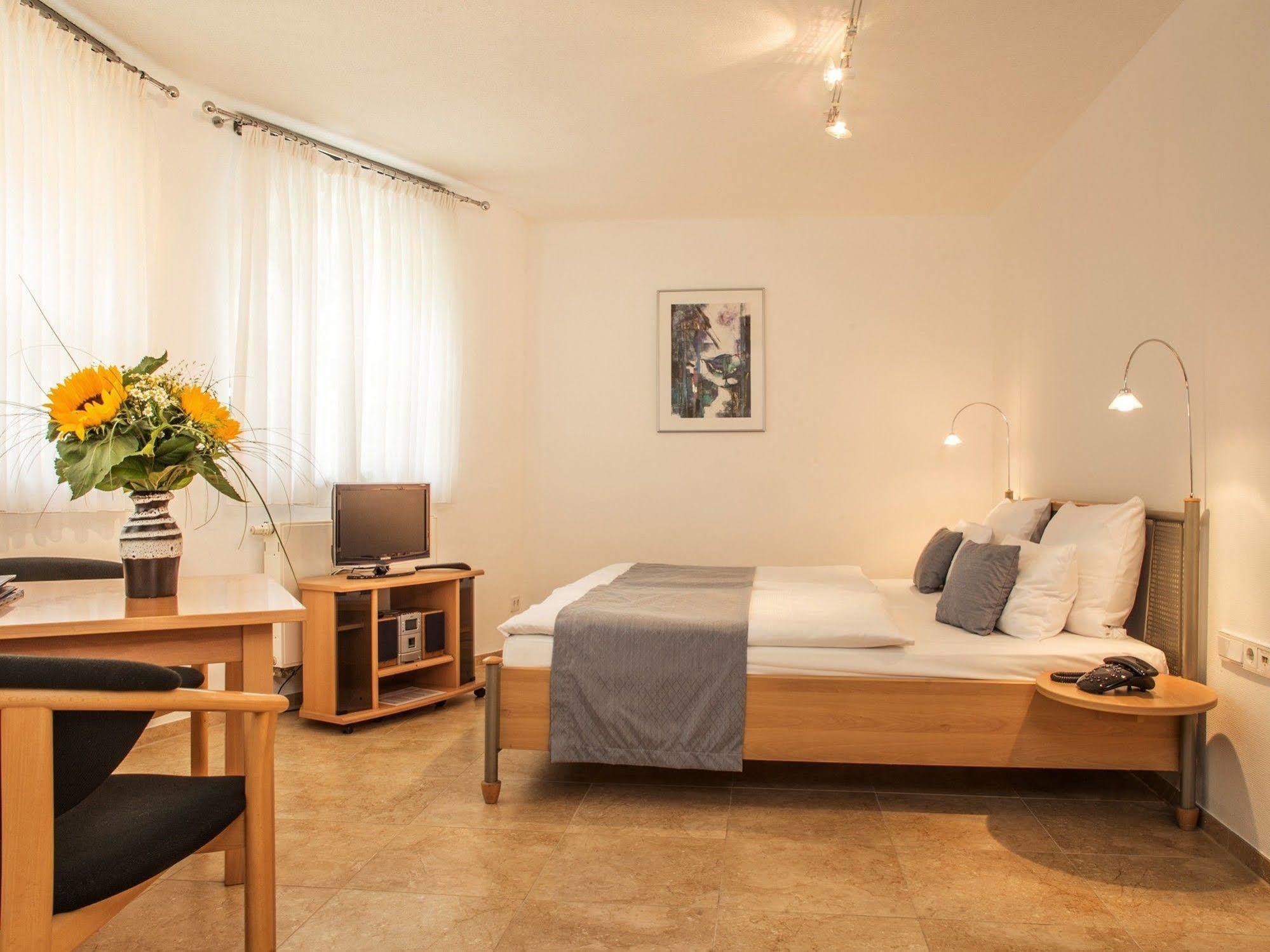 Aparthotel Villa Freisleben Drezno Zewnętrze zdjęcie