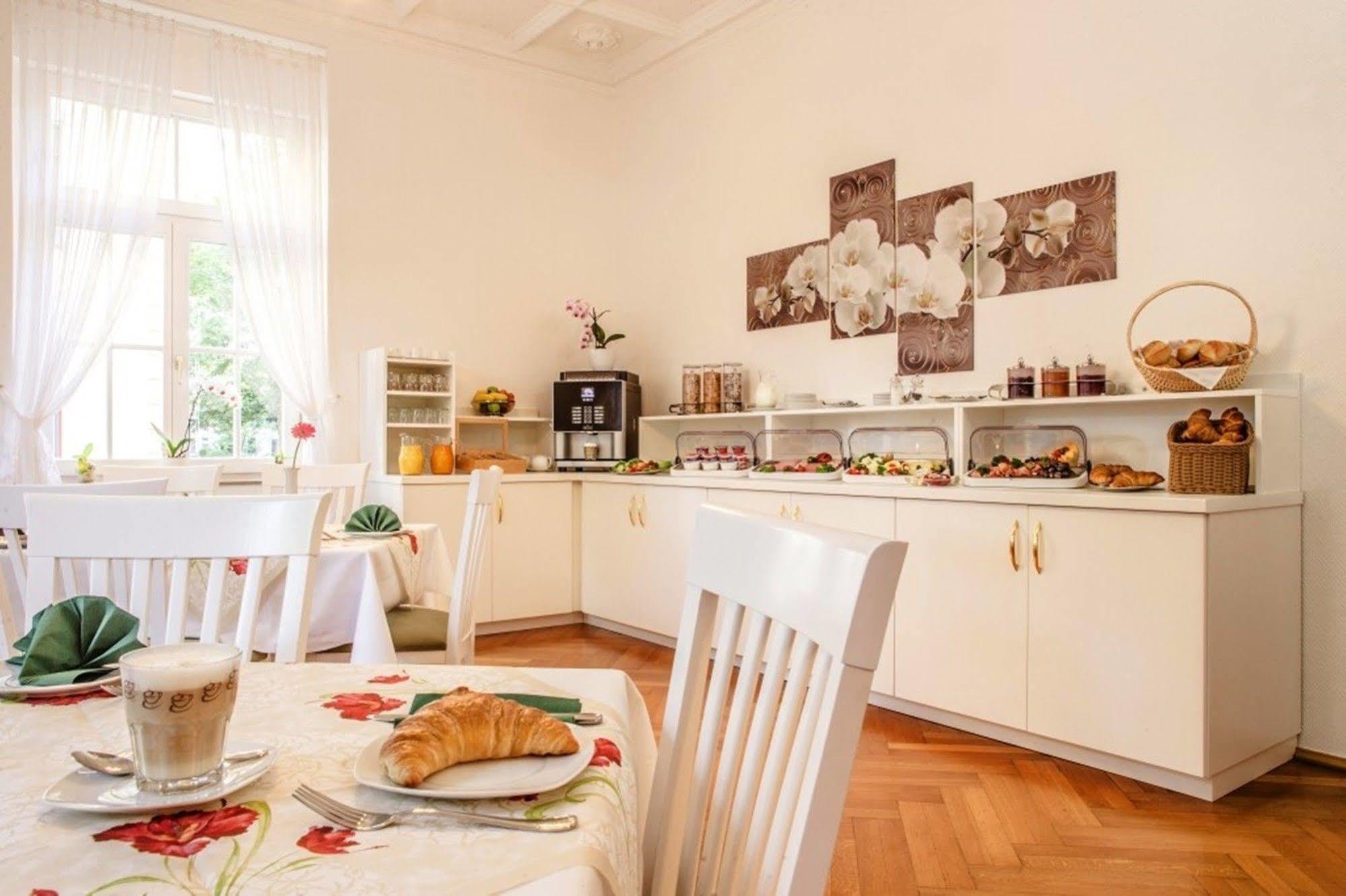 Aparthotel Villa Freisleben Drezno Zewnętrze zdjęcie